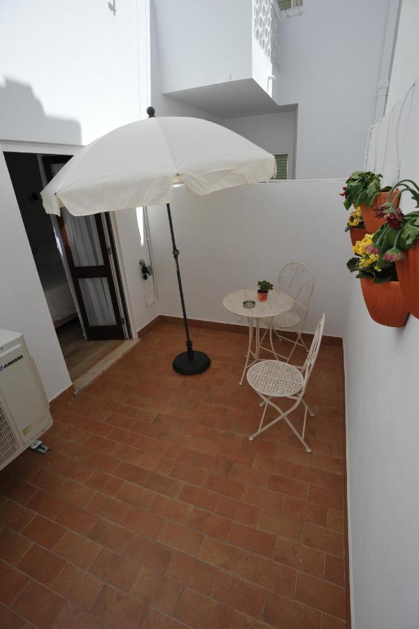 Lagos Central Apartments Ap 1 Bagian luar foto